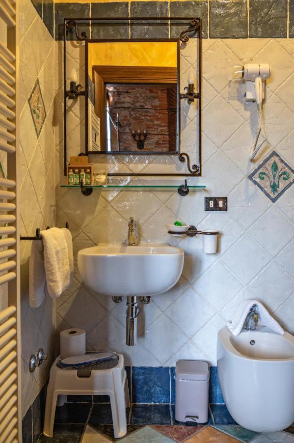 Luxury Corte Di Re Artu Лукка Екстер'єр фото